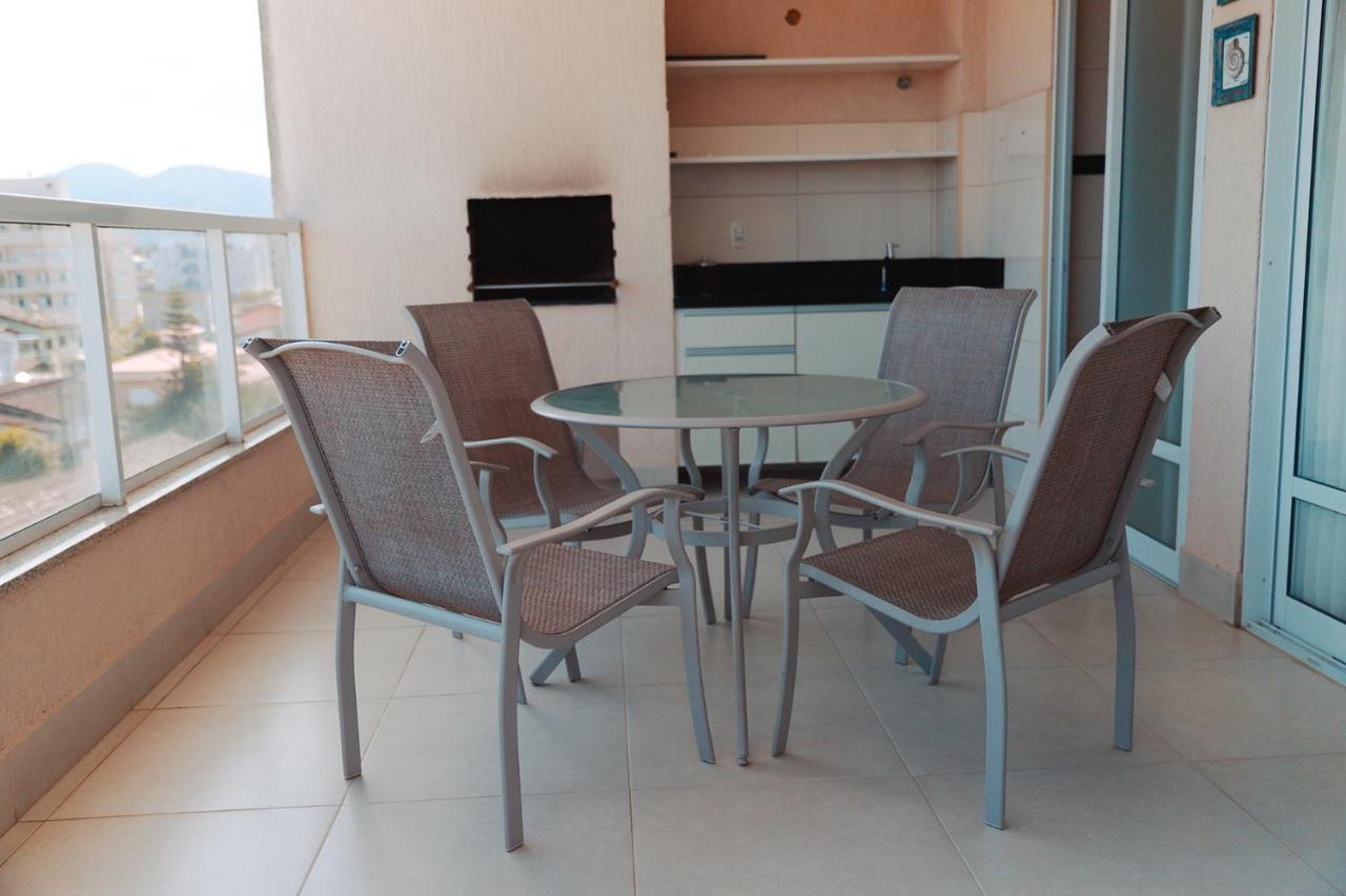 Apartamento em Ubatuba Alto Padrão com 3 suítes, salas 3 ambientes todos com ar e Wi-Fi! Exterior foto