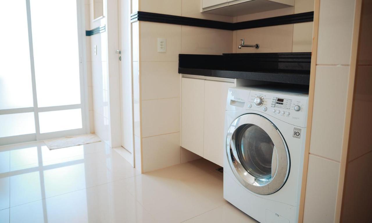 Apartamento em Ubatuba Alto Padrão com 3 suítes, salas 3 ambientes todos com ar e Wi-Fi! Exterior foto